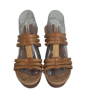 UGG Women's SZ 10 Mattie Tan Leather Strappy Slip On Platform Wood Wedge Sandals